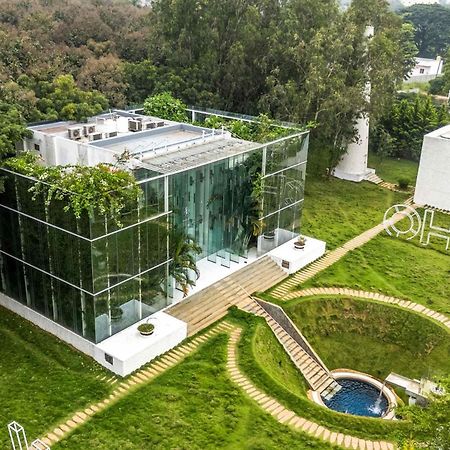 The Crystal Hall India'S Only All Glass Villa Bangalore Exterior photo